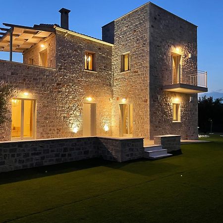 Efmar Exclusive Residences Gytheio Exteriör bild