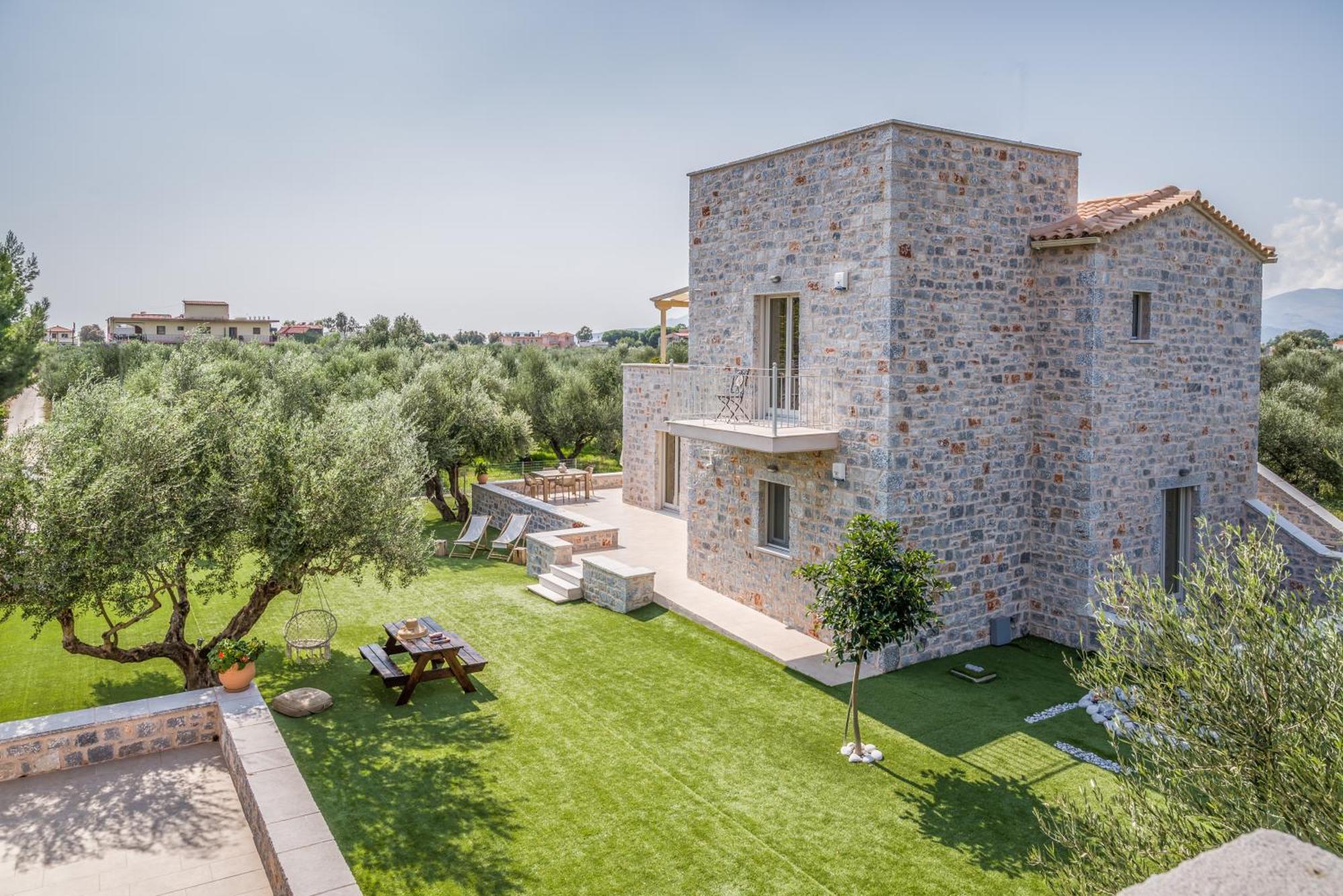 Efmar Exclusive Residences Gytheio Exteriör bild